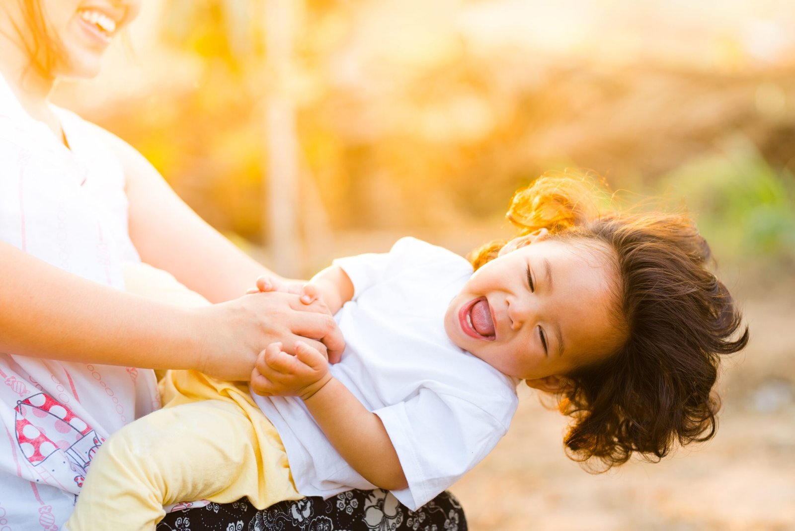 Randonnée avec bébé : comment préparer une sortie en pleine nature en famille